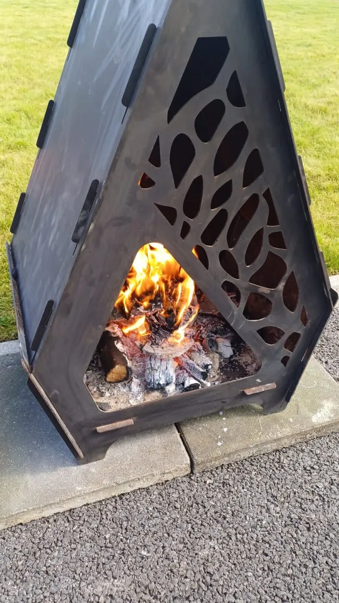 Cast Iron Fire Pit - Image 1