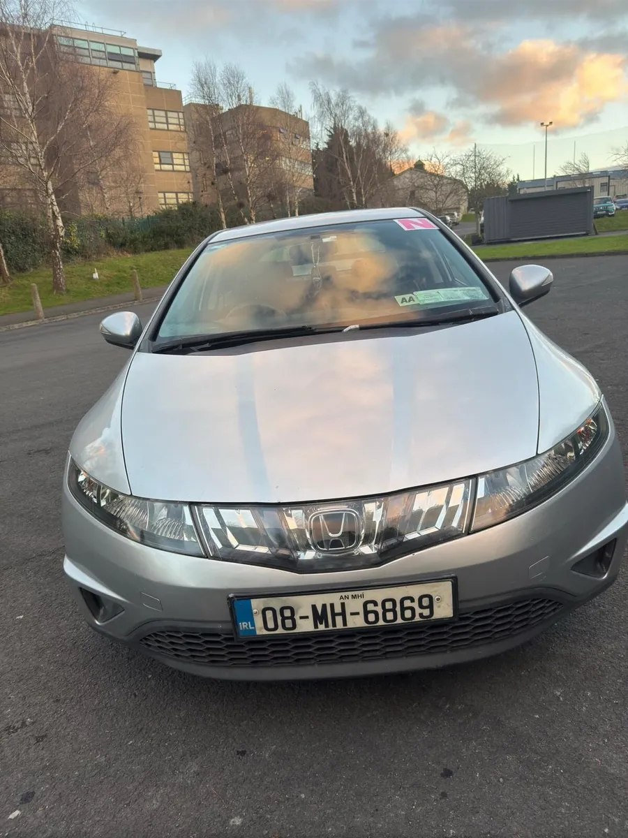 Honda civic - Image 1