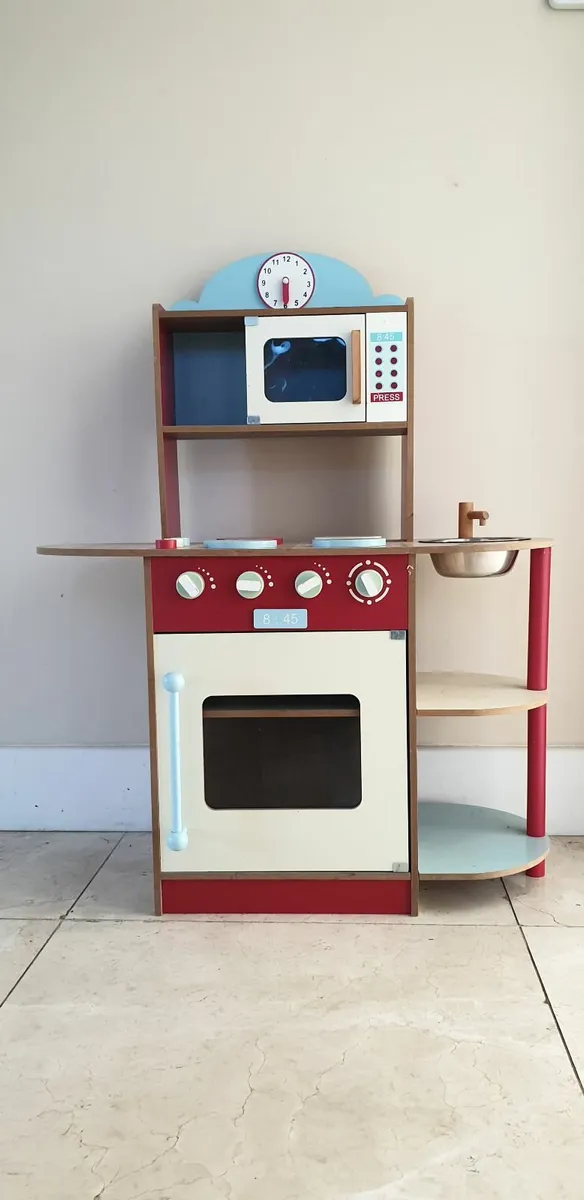 Kids Play Kitchen with lots of accessories - Image 2