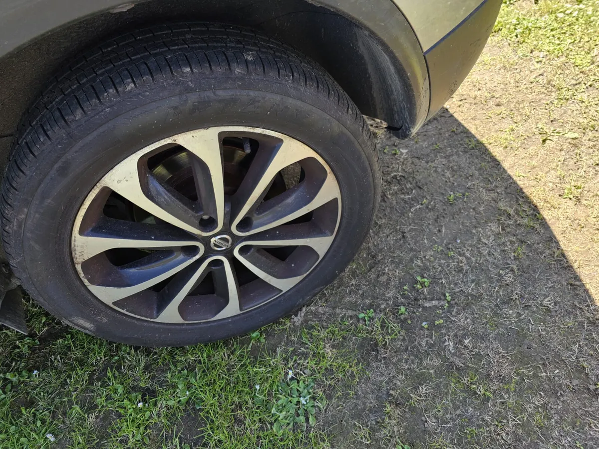Nissan Qashqai 2011 diesel n-tec nctd €2222 - Image 2