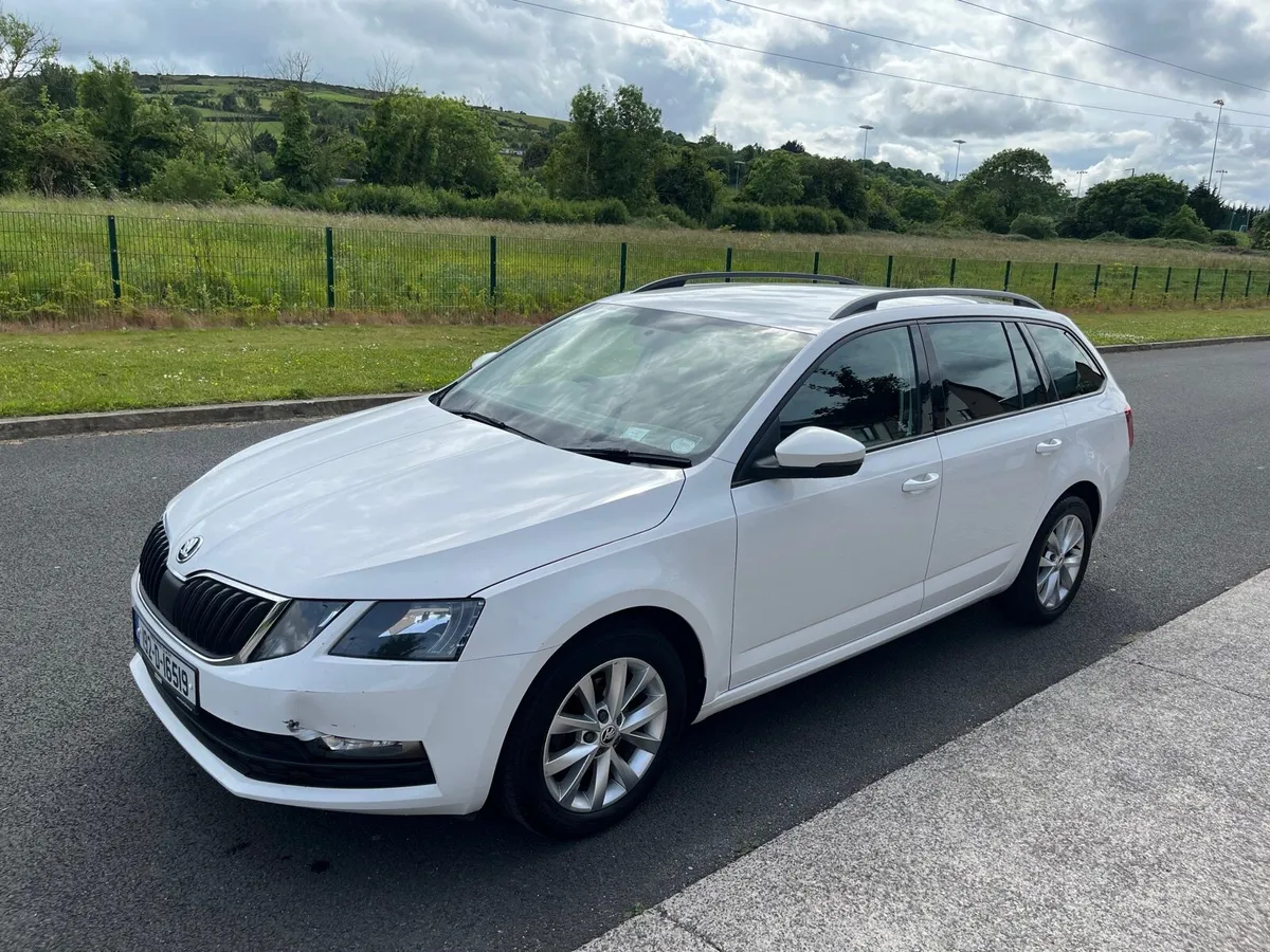 192 SKODA OCTAVIA AMBITION 1.6 TDI ESTATE  €8,950 - Image 3