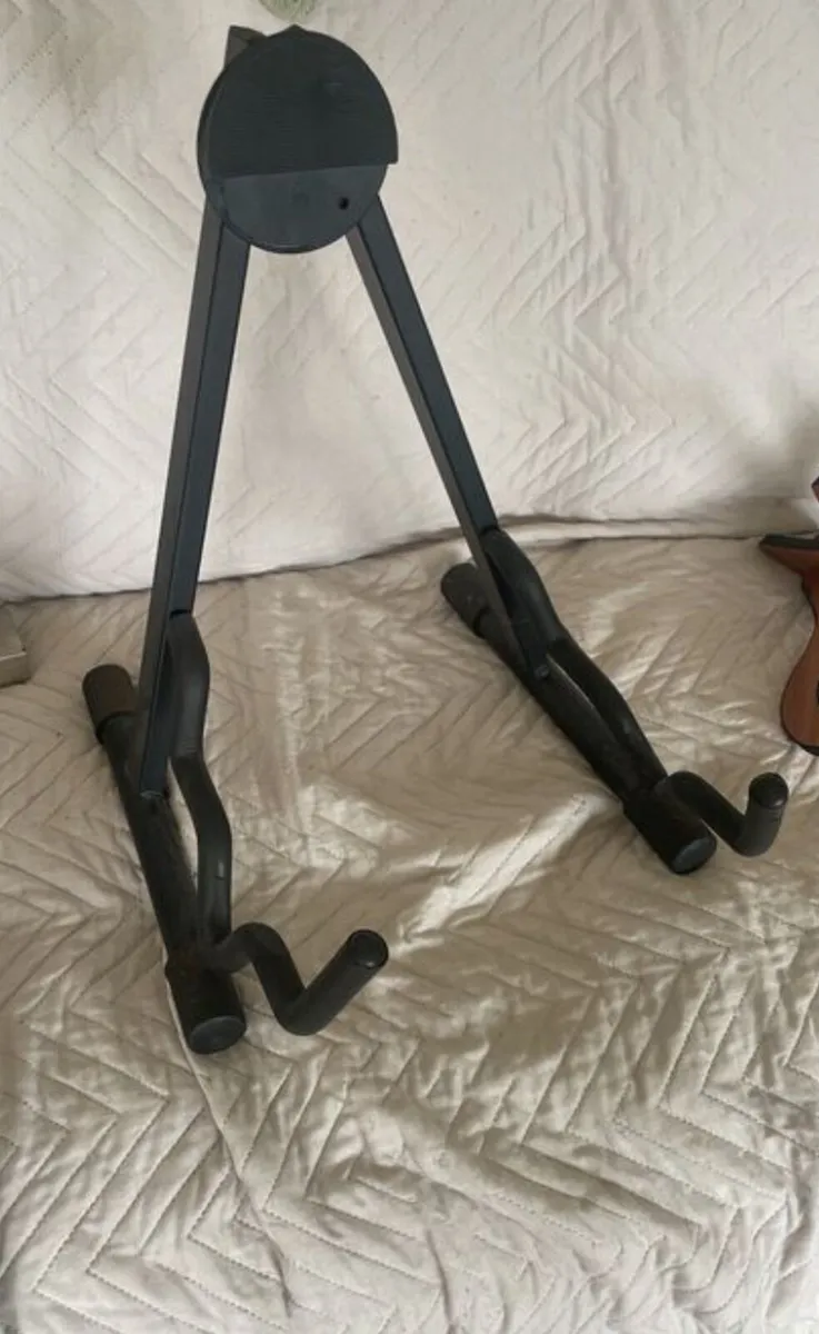 guitar stands - Image 2