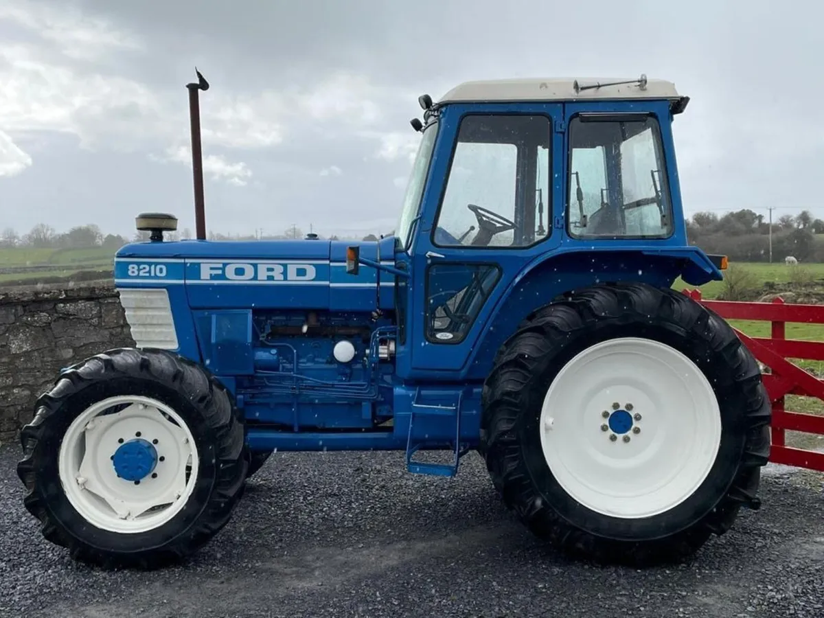 Ford 8210 - Image 3