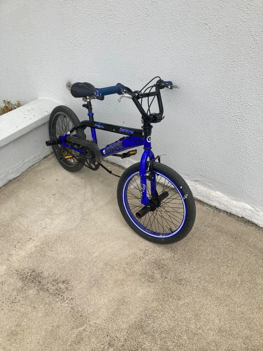 Two children’s bikes - Image 3