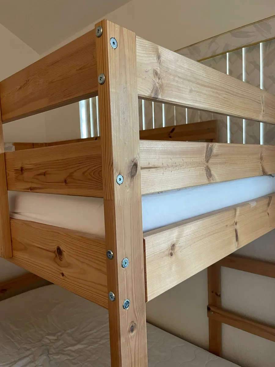 Solid pine Bunk bed - Image 3
