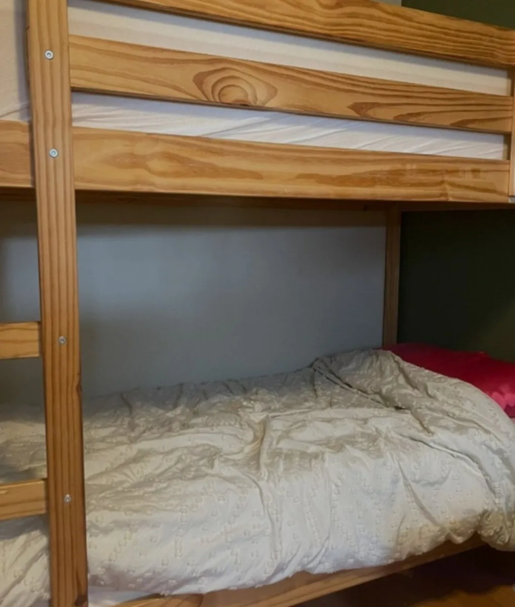 Solid pine Bunk bed - Image 4