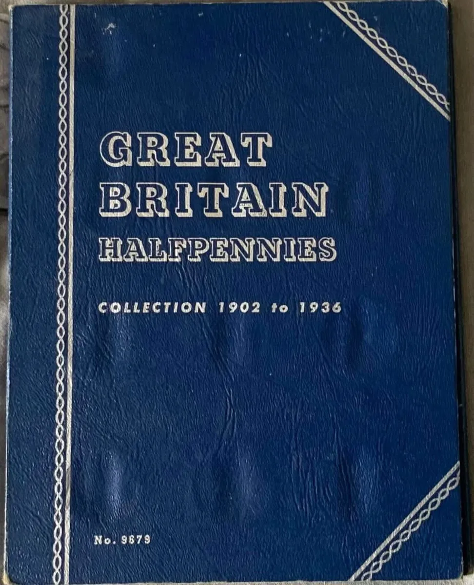 33 old British bronze Halfpennies - Image 1