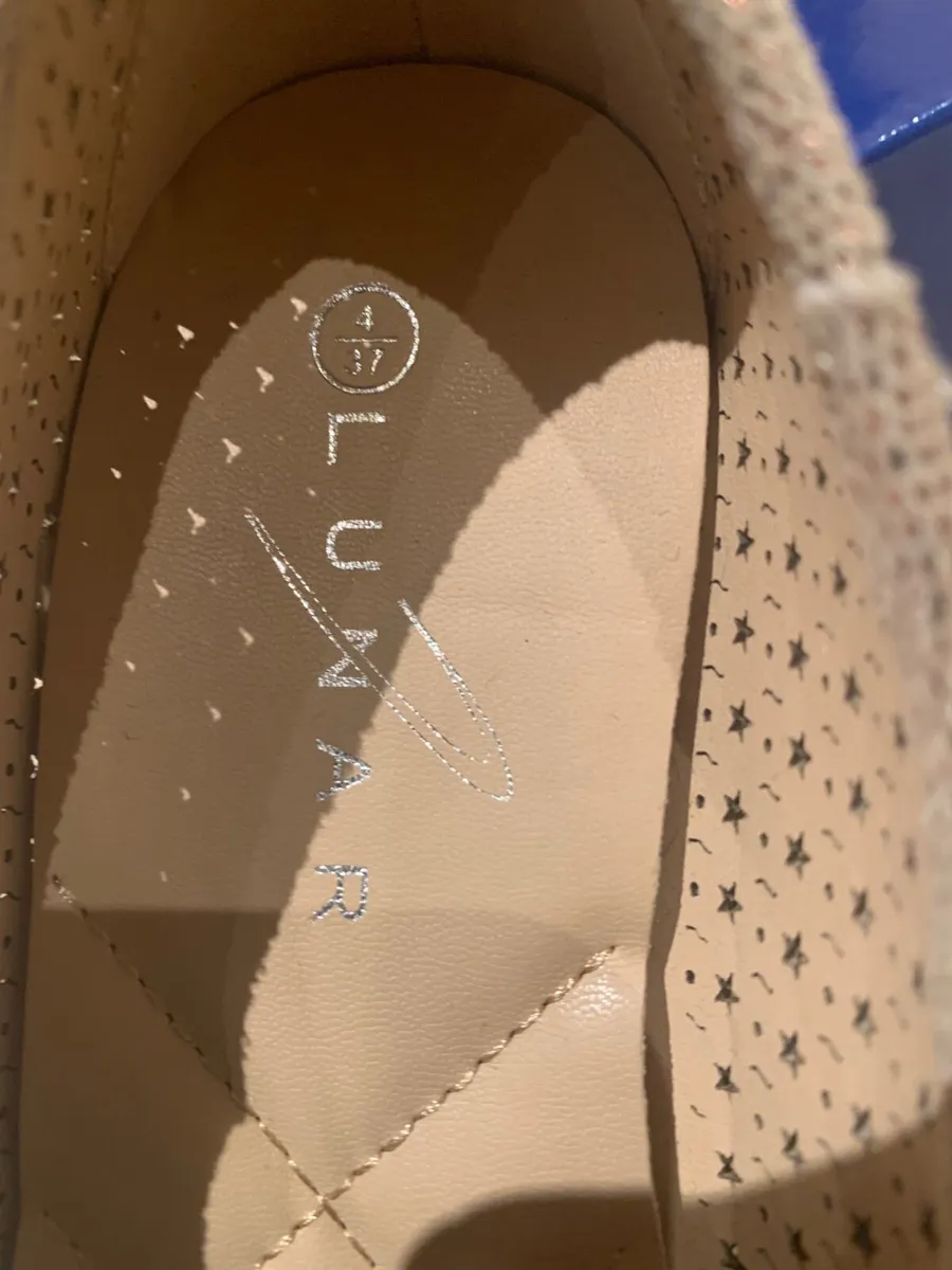 Lunar Shoes size 37 - Image 1
