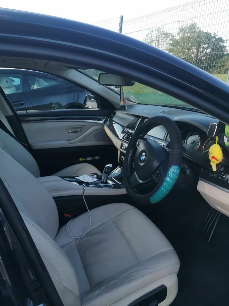 BMW 5-Series 2014 - Image 2