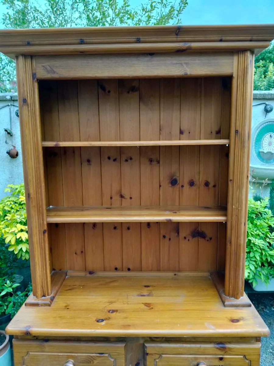 Pine kitchen dresser. - Image 2
