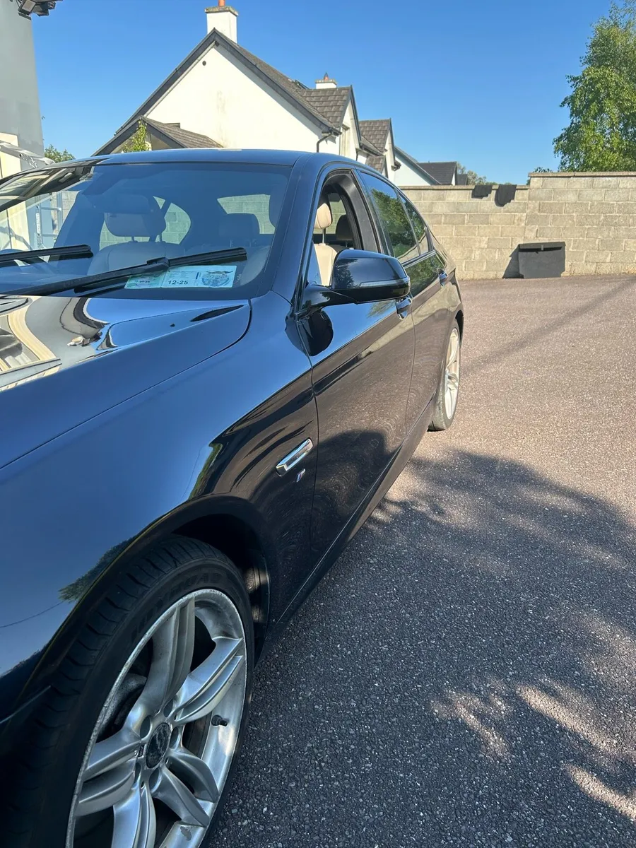 BMW 5 Series F10 - Image 3