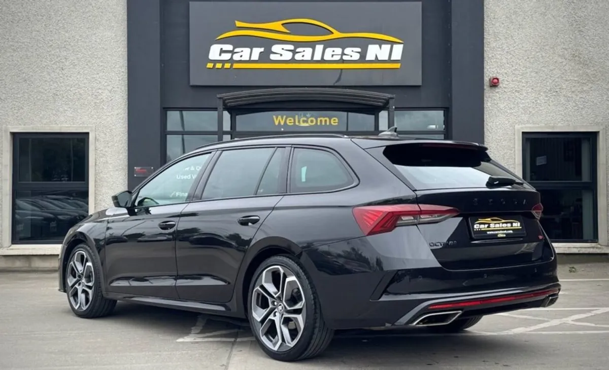 Skoda Octavia 2.0 TDI vRS Estate 5dr Diesel DSG - Image 4