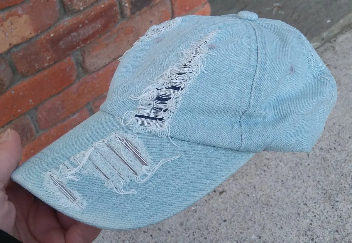TWO BASEBALL CAPS (BRAND NEW). - Image 3