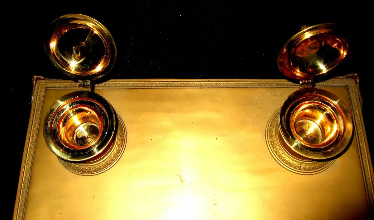 Vintage Brass Desk Stand - Image 3