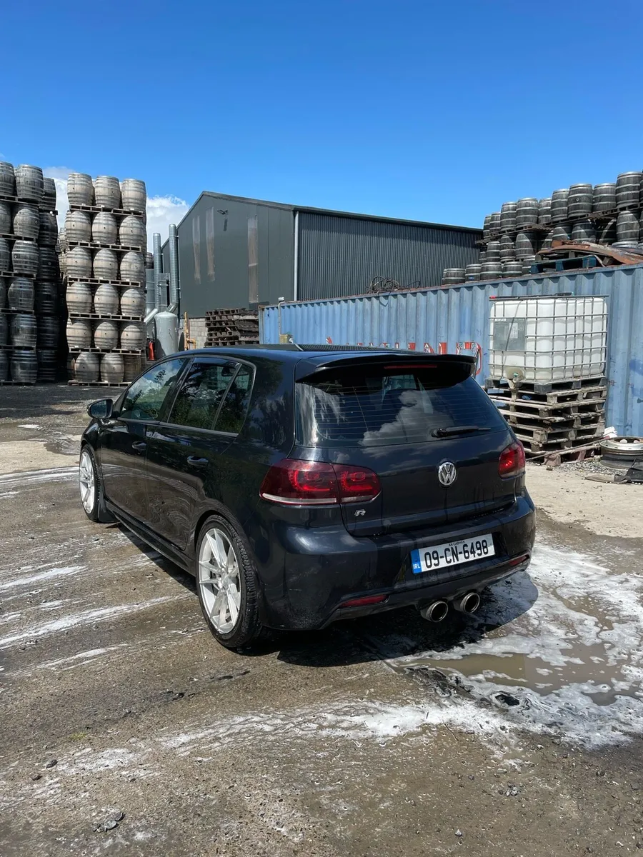 Volkswagen Golf 2.0 TDI R-Line kit Hybrid turbo - Image 4