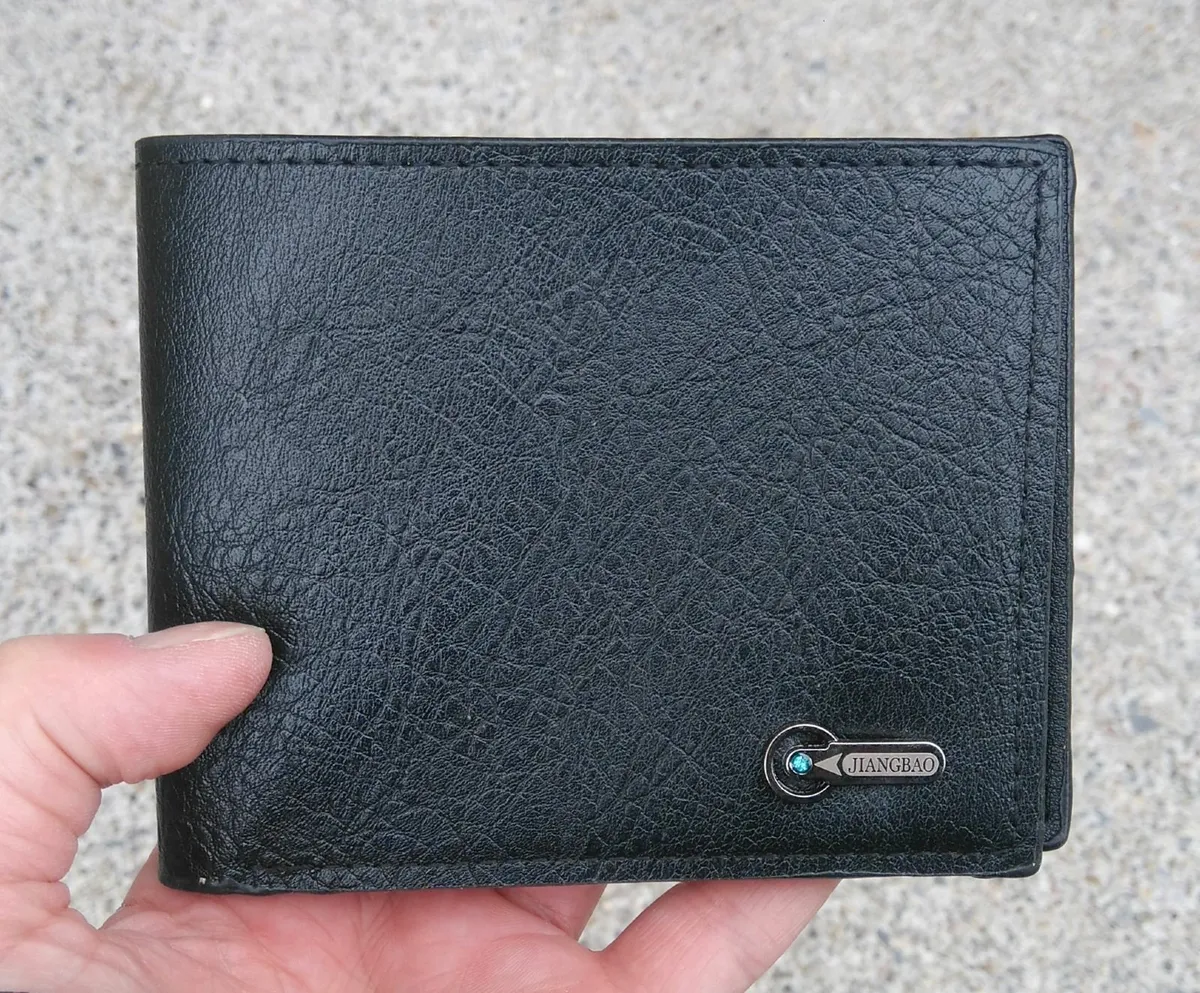 3 MEN'S WALLETS (BRAND NEW). - Image 1