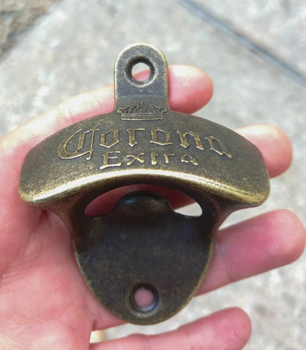 COCA COLA METAL WALL MOUNTED BOTTLE OPENER (NEW). - Image 3