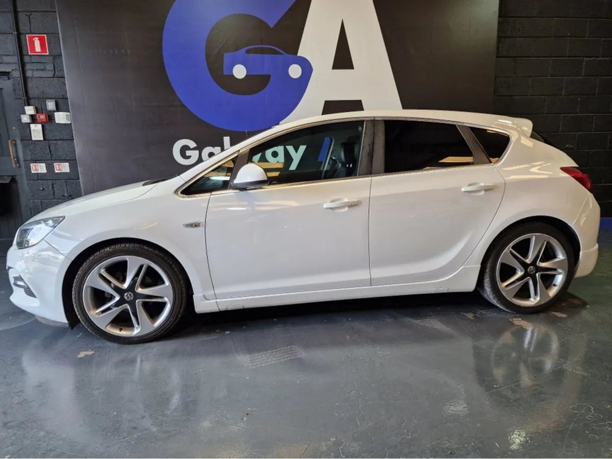 Opel Astra Limited Edition-80 MLS From New-full N - Image 4