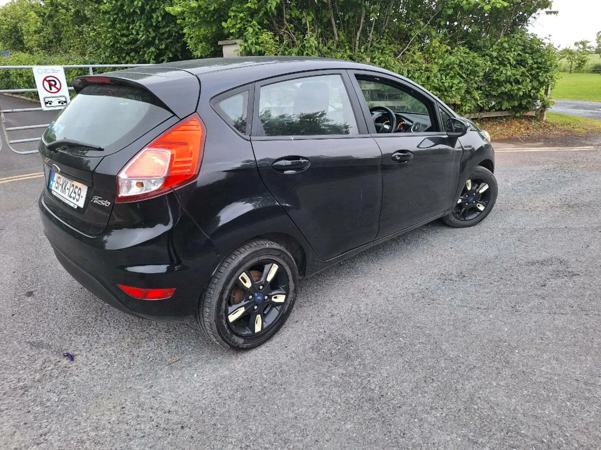 Ford Fiesta 2015 - Image 4