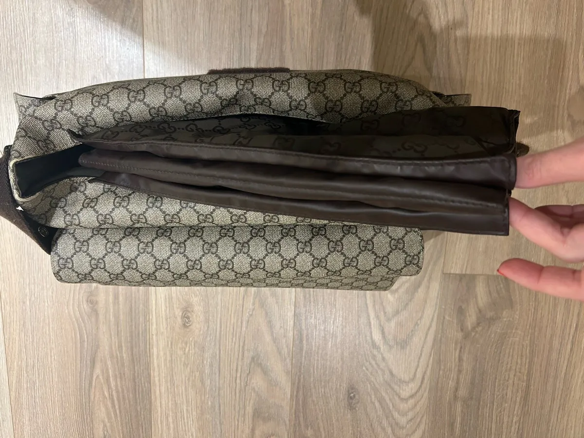 Gucci Baby Changing Bag - Image 2