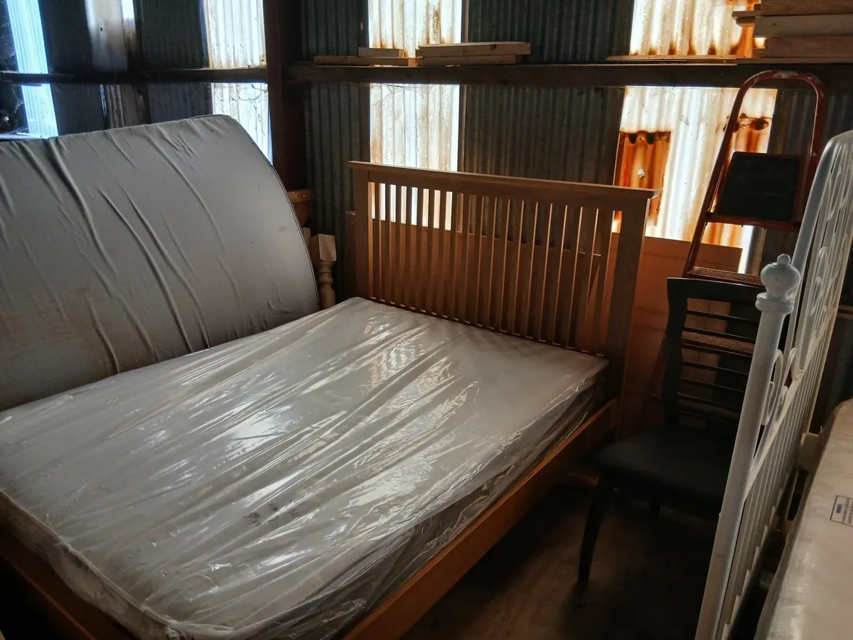 Beds - Image 1