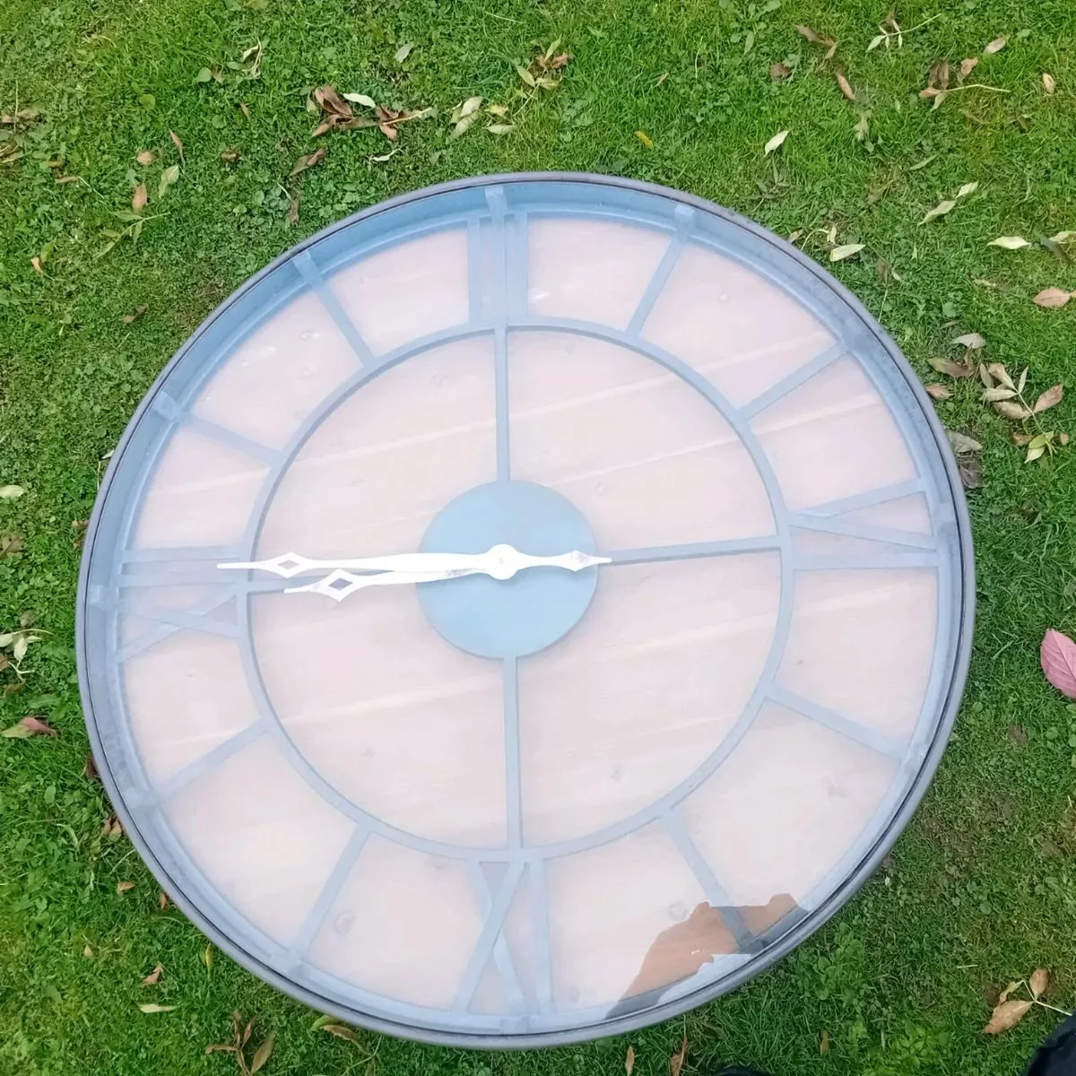 Large Coffee Clock Table - Image 3