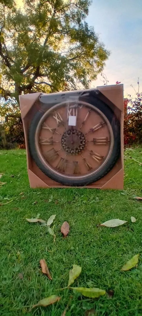 Tyre Clocks - Image 2