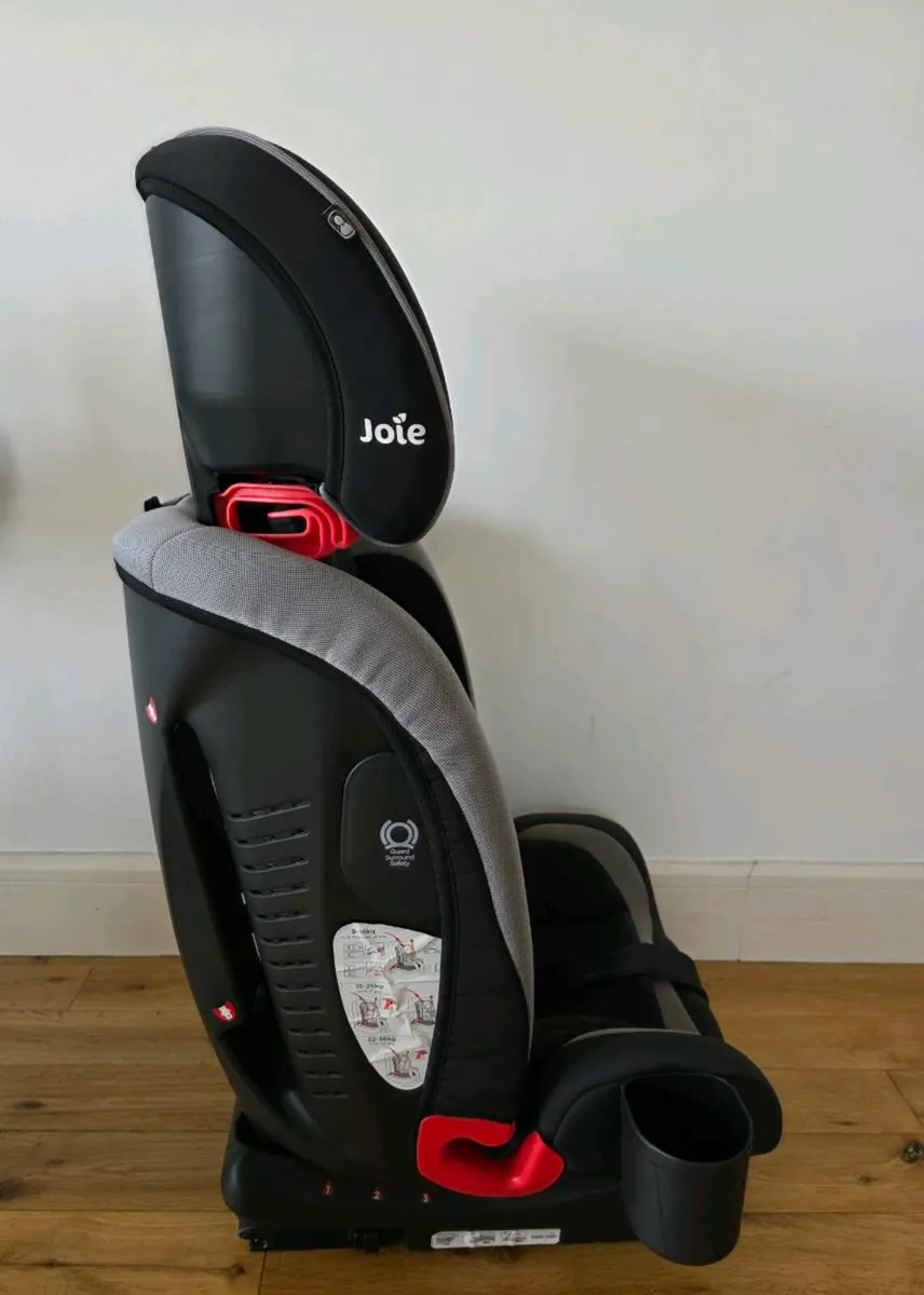 Joie Car Seat 9-36kg - Image 3