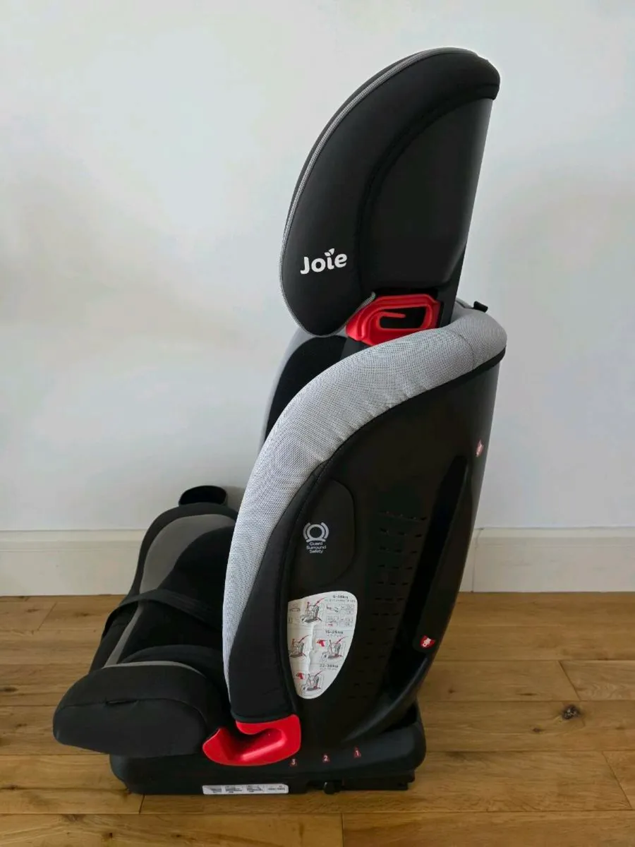Joie Car Seat 9-36kg - Image 4