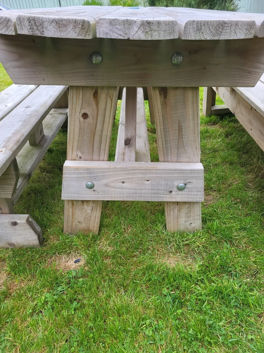 Garden furniture - Image 1