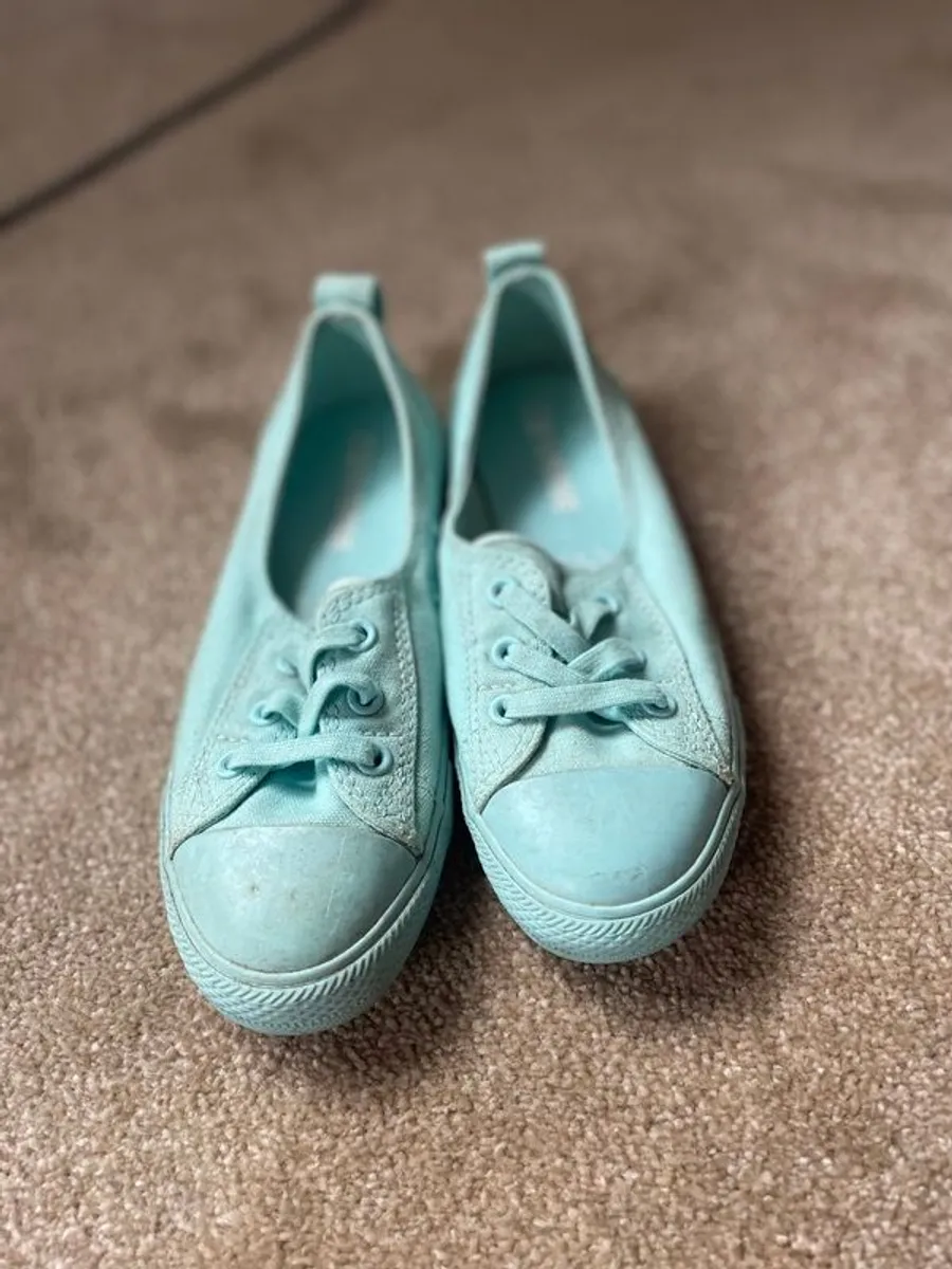 Converse - Image 1