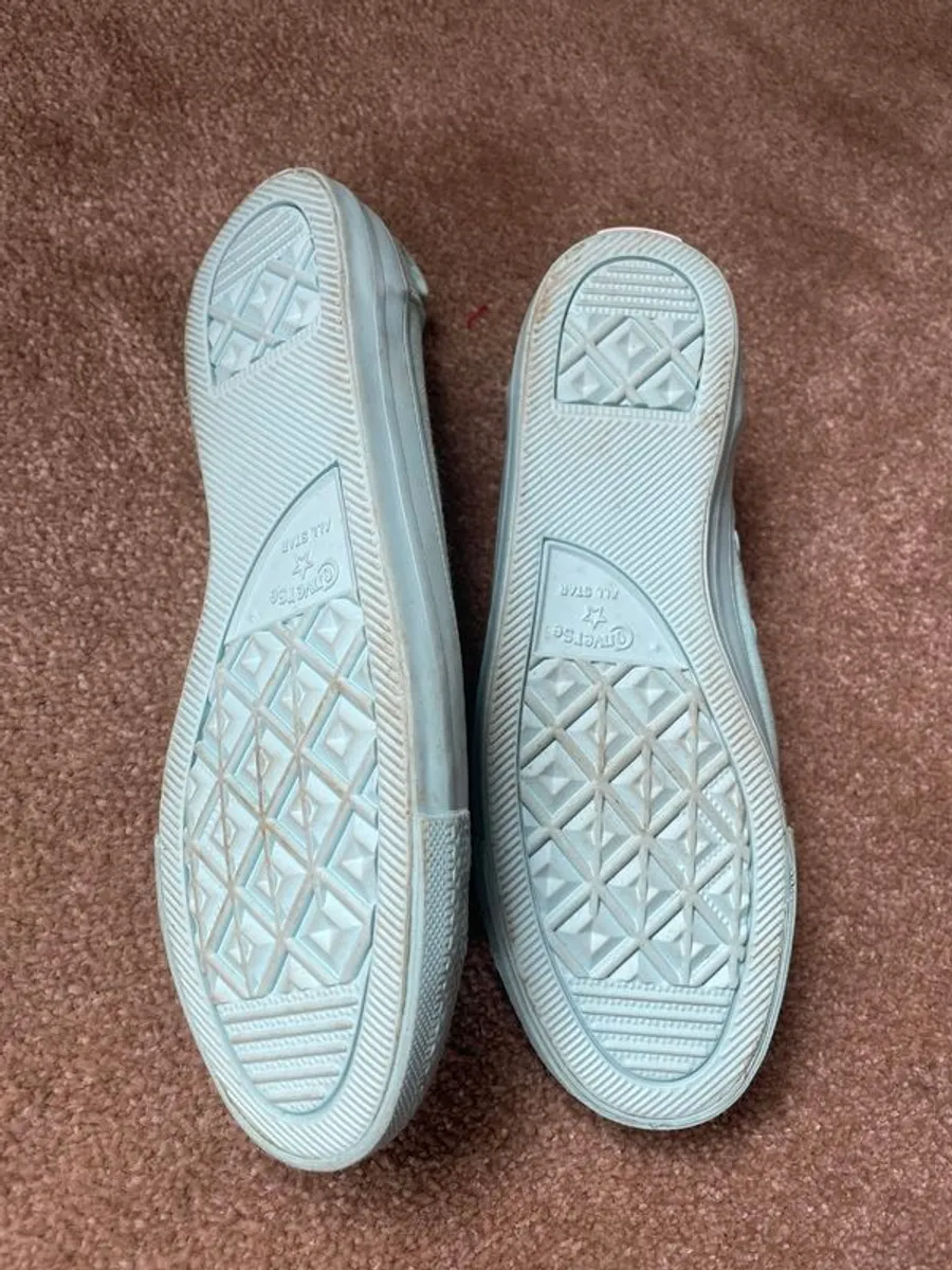 Converse - Image 2