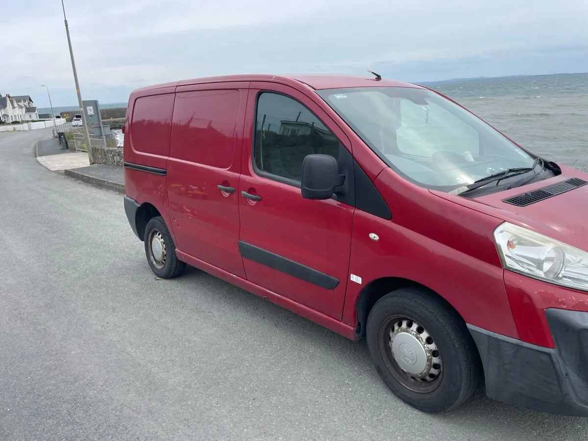 Van - Image 2