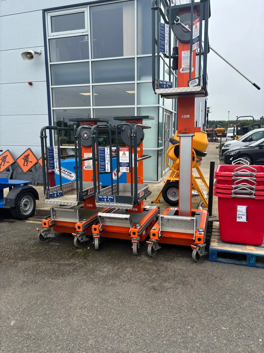 JLG Peco Lift - Image 1