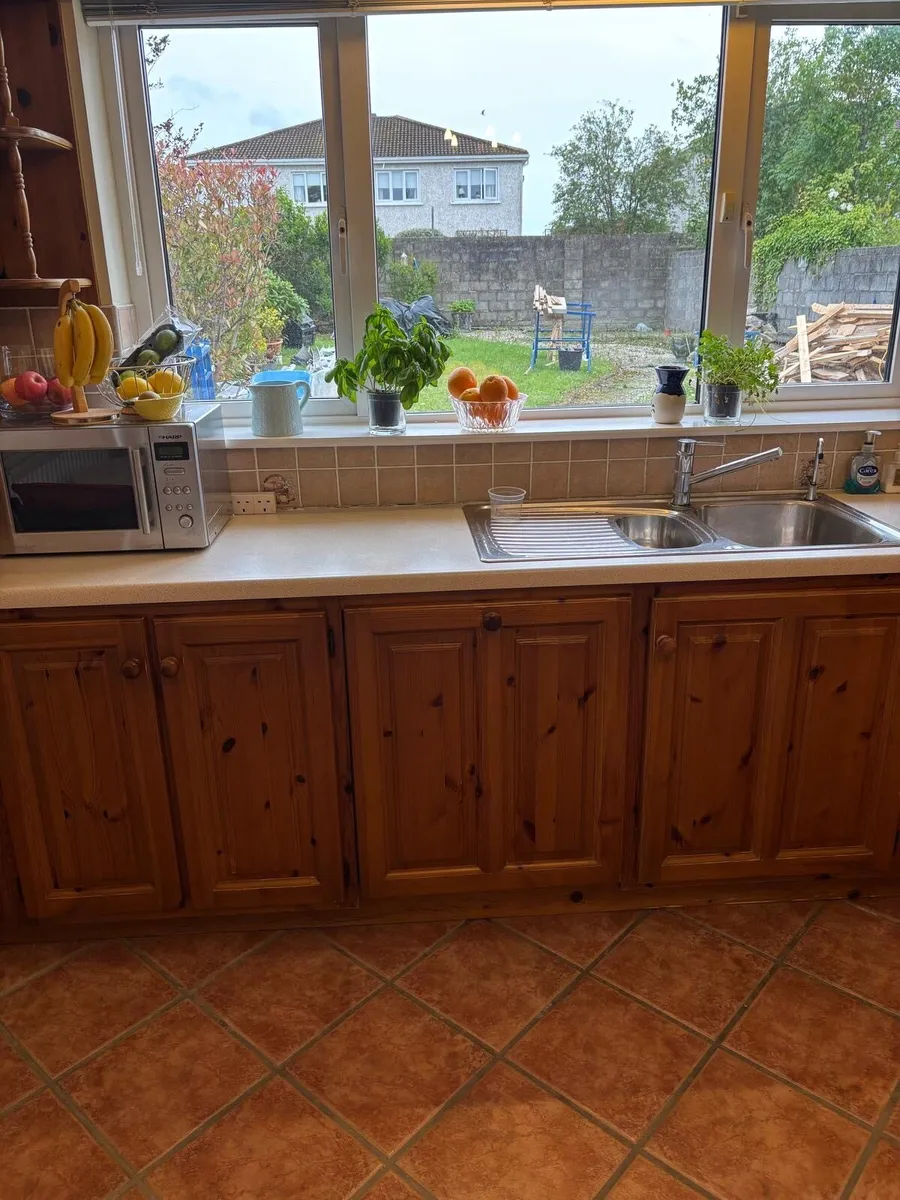 Kitchen - Image 3
