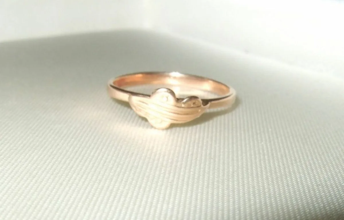 Vintage 14ct Gold Ring - Image 1