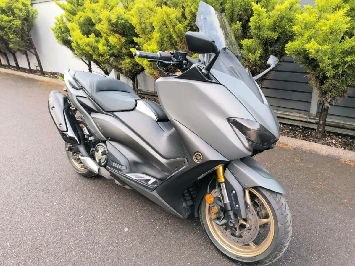 Yamaha T-Max - Image 2