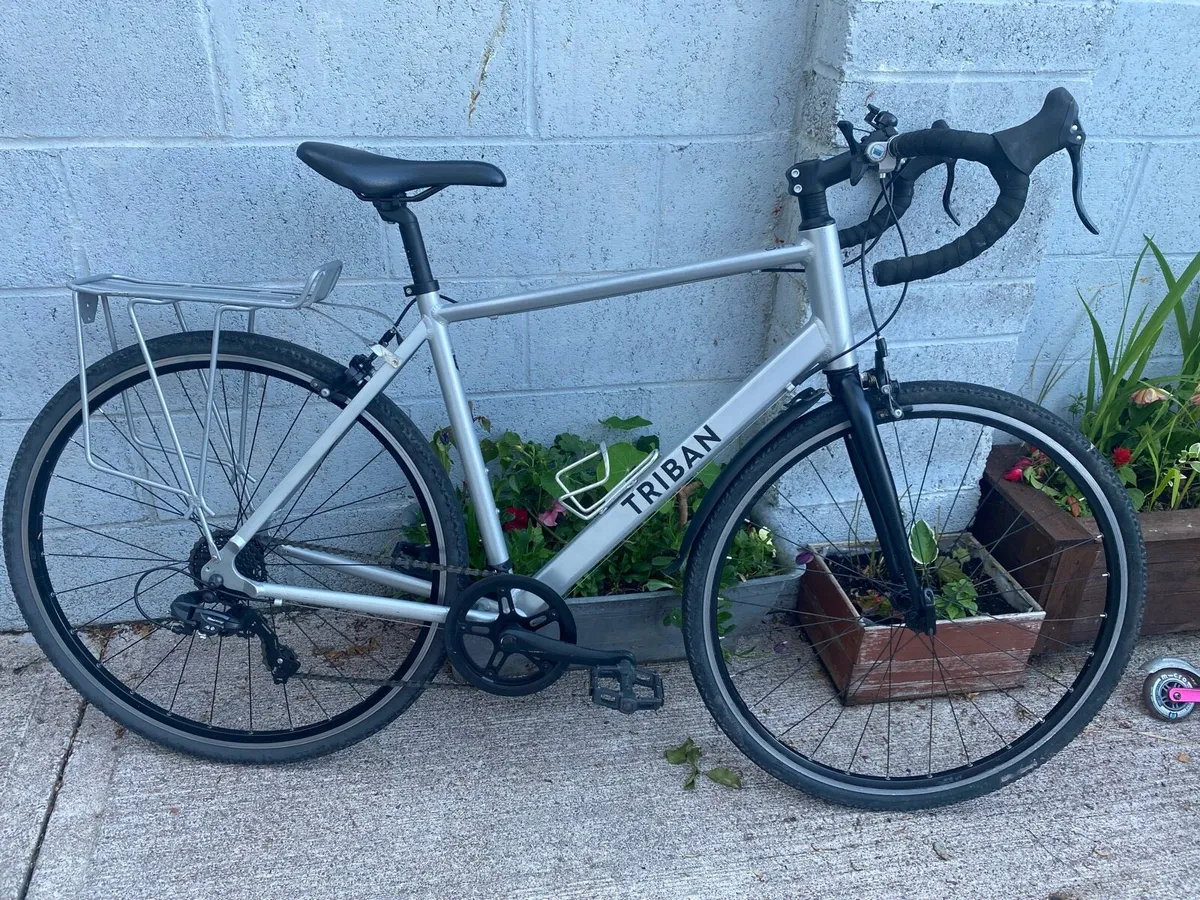 Triban 100 RC Large 700x32c wheels 21 inch - Image 1