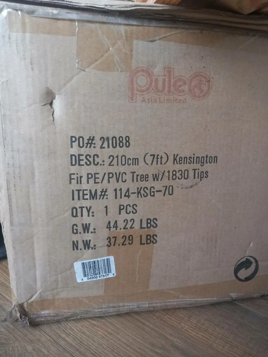 Puleo 7ft Kensington Fir Christmas Tree - Image 2