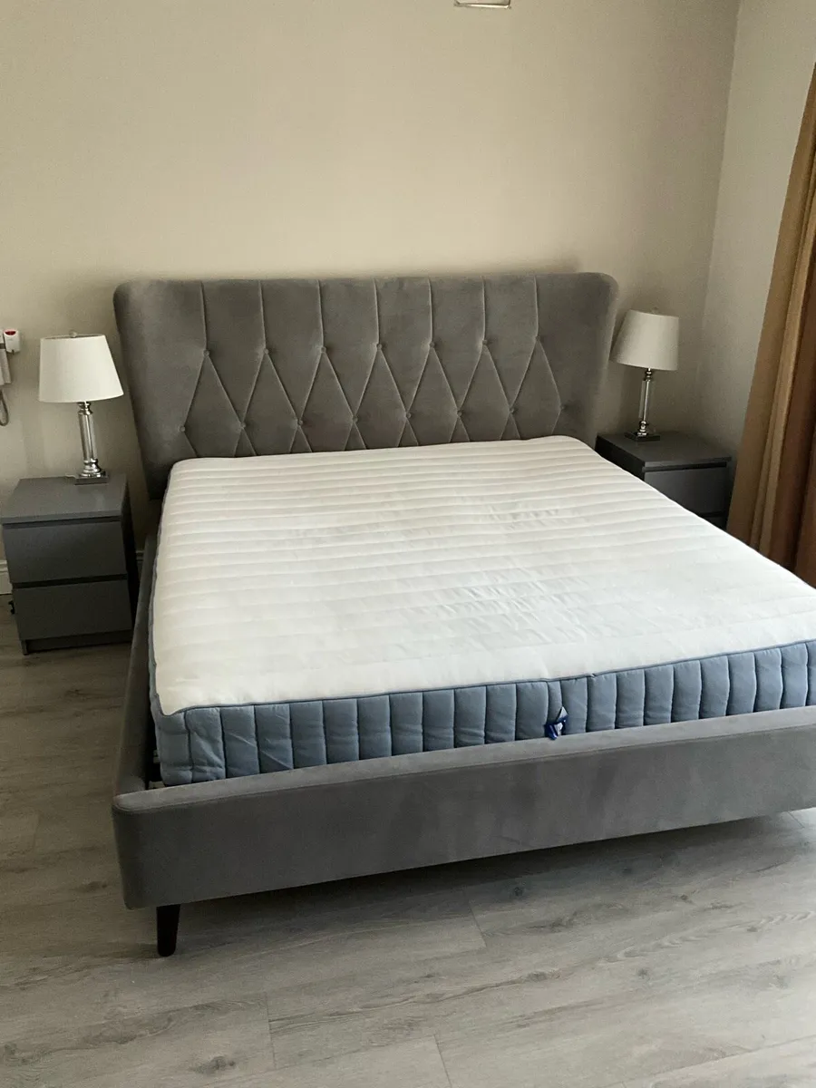 Super King Size Upholstered Bed - BRAND NEW - 800€ - Image 4