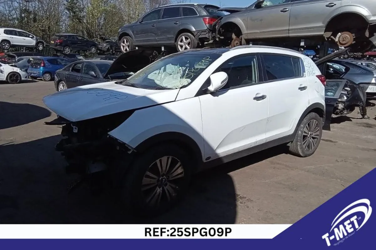 2015 KIA SPORTAGE BREAKING FOR PARTS - Image 4