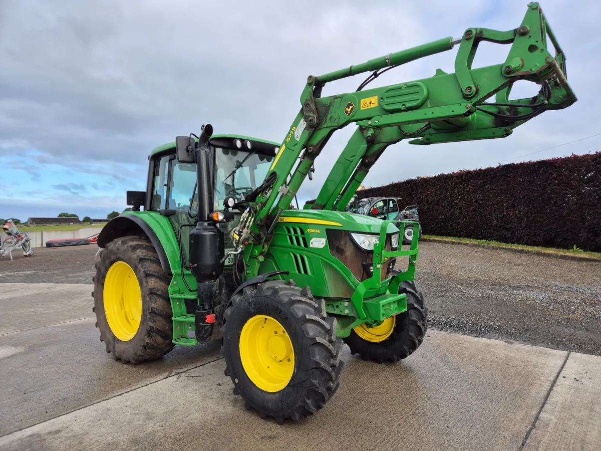 John Deere 6110M 2017 - Image 1