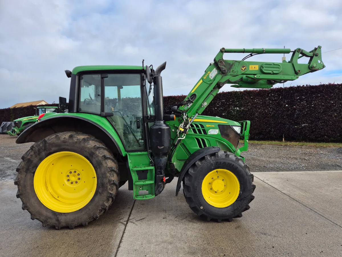 John Deere 6110M 2017 - Image 3