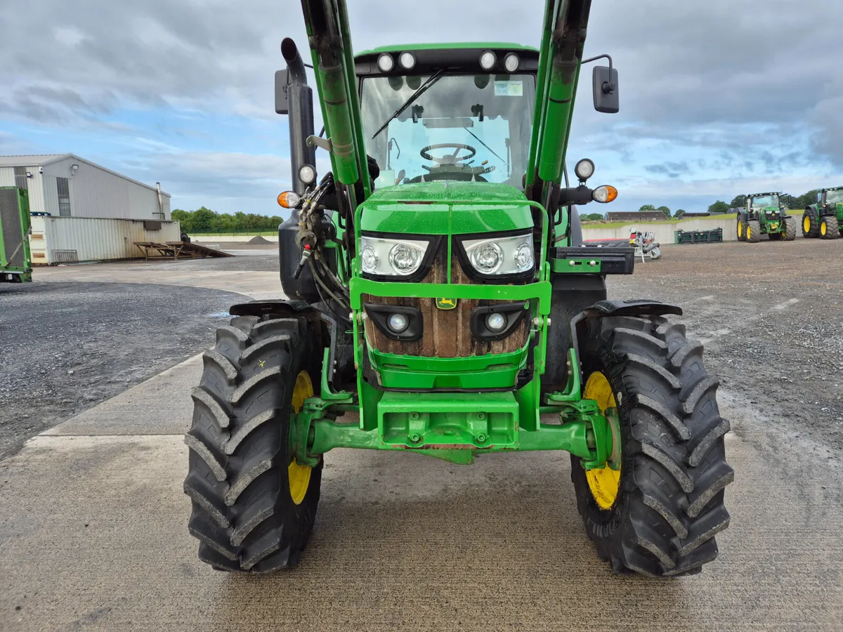 John Deere 6110M 2017 - Image 4