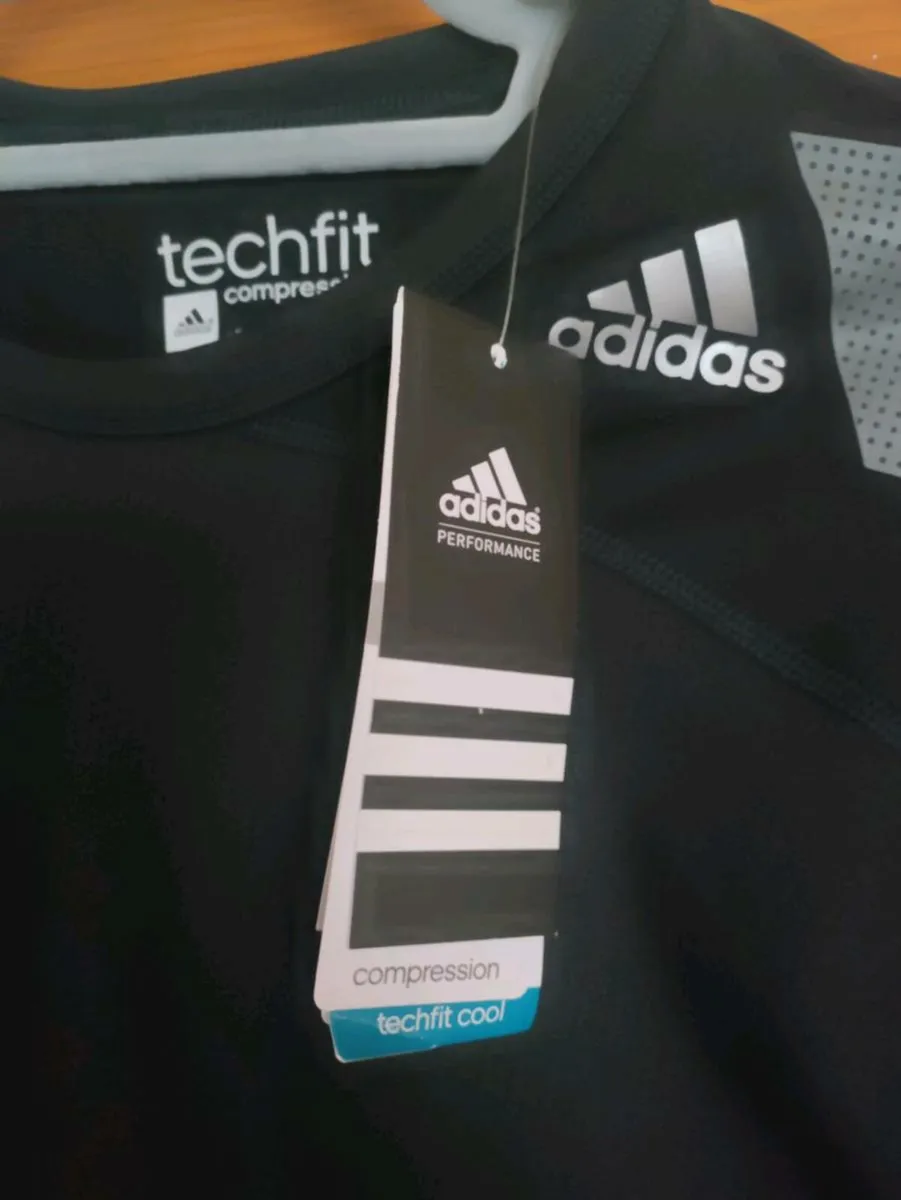 Adidas Techfit compression 2XL New - Image 4