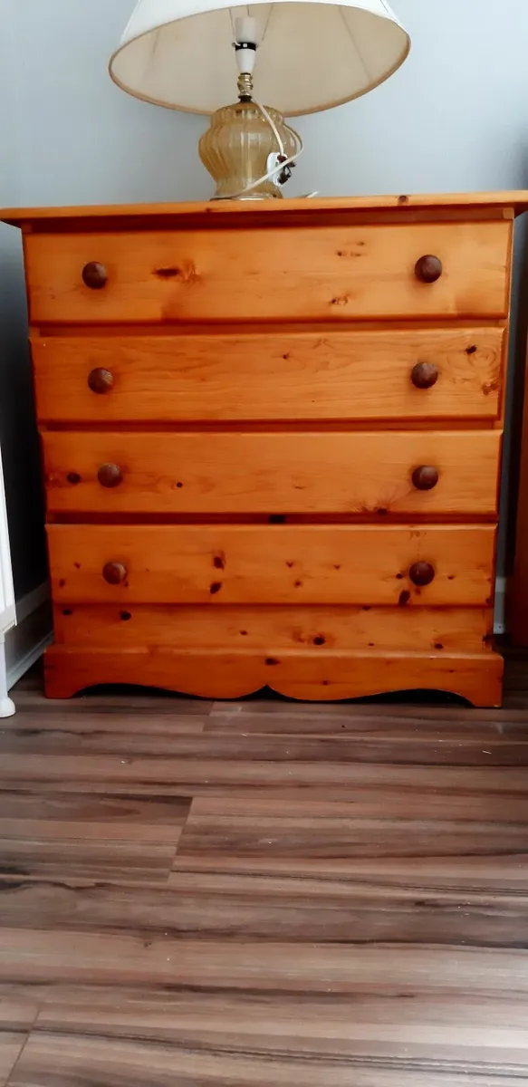 Chest of drawers - Image 2