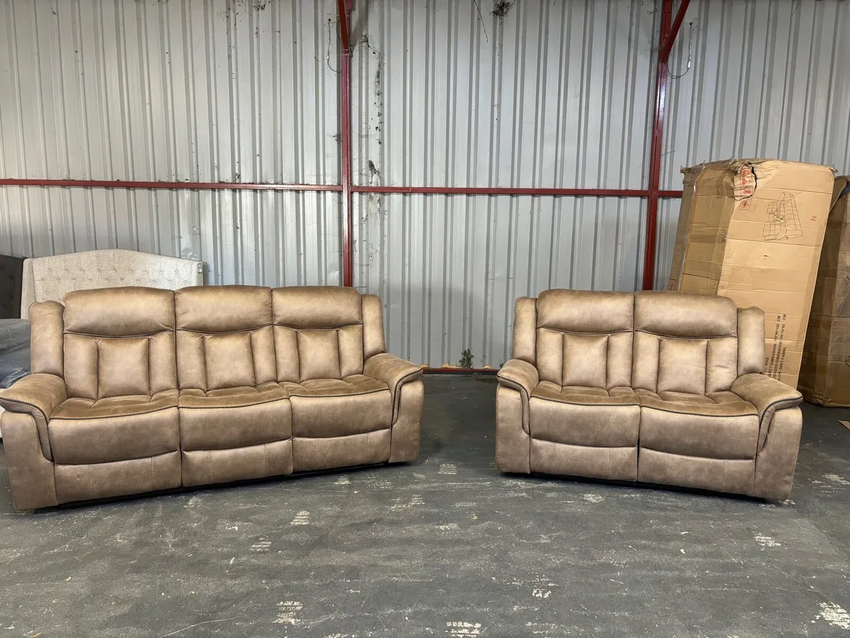 😍all new Westbrook recliner suite 😍 - Image 1