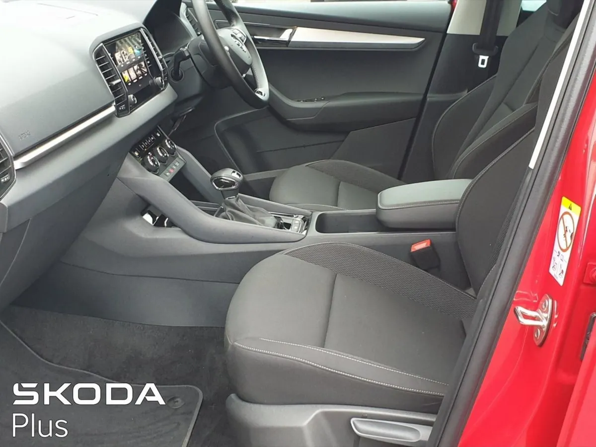 Skoda Karoq Ambition 1.5tsi 150HP DSG Trinity Sko - Image 4