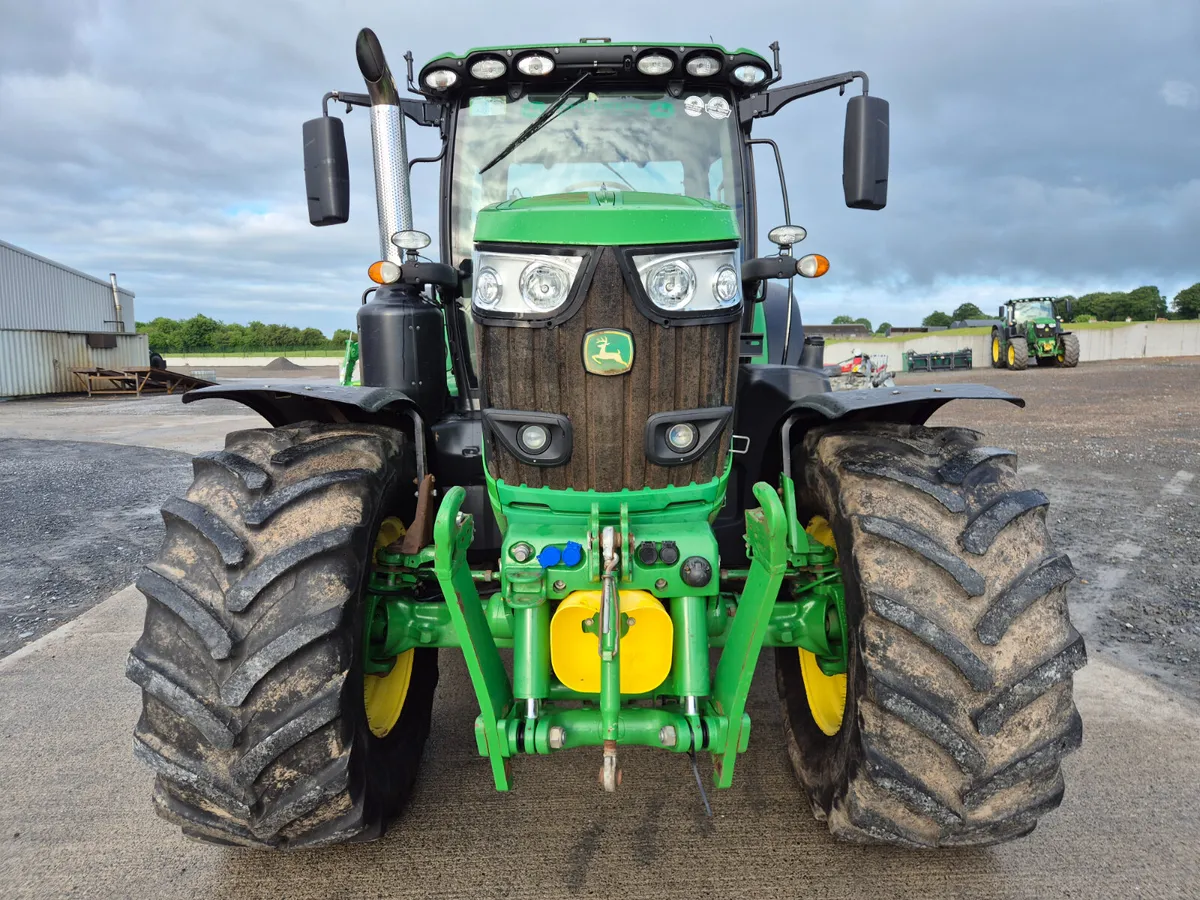 John Deere 6215R 2016 - Image 4