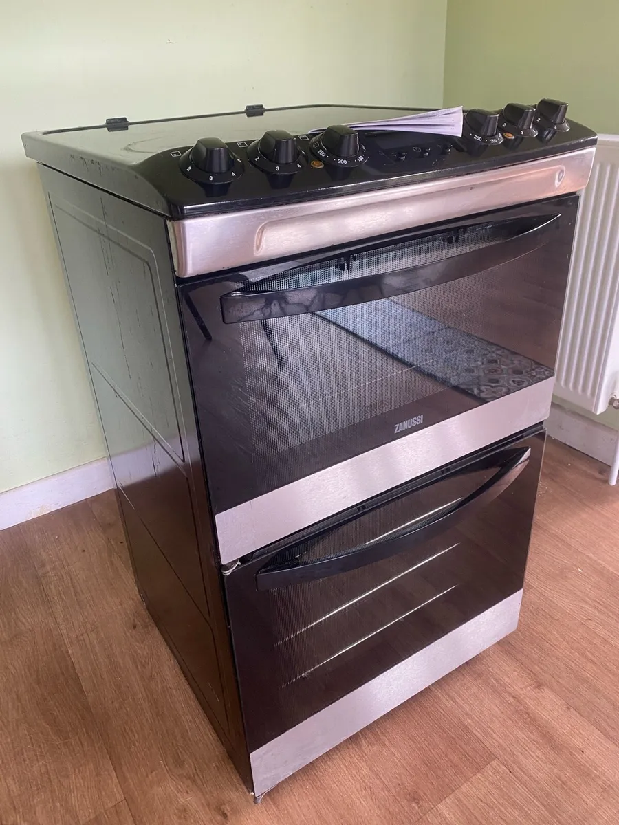 Zanussi electric double oven and hob - Image 1